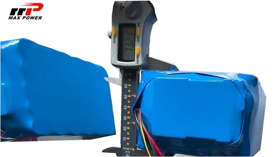 22.2V 25Ah 21700 लिथियम आयन रोबोट के लिए बैटरी पैक